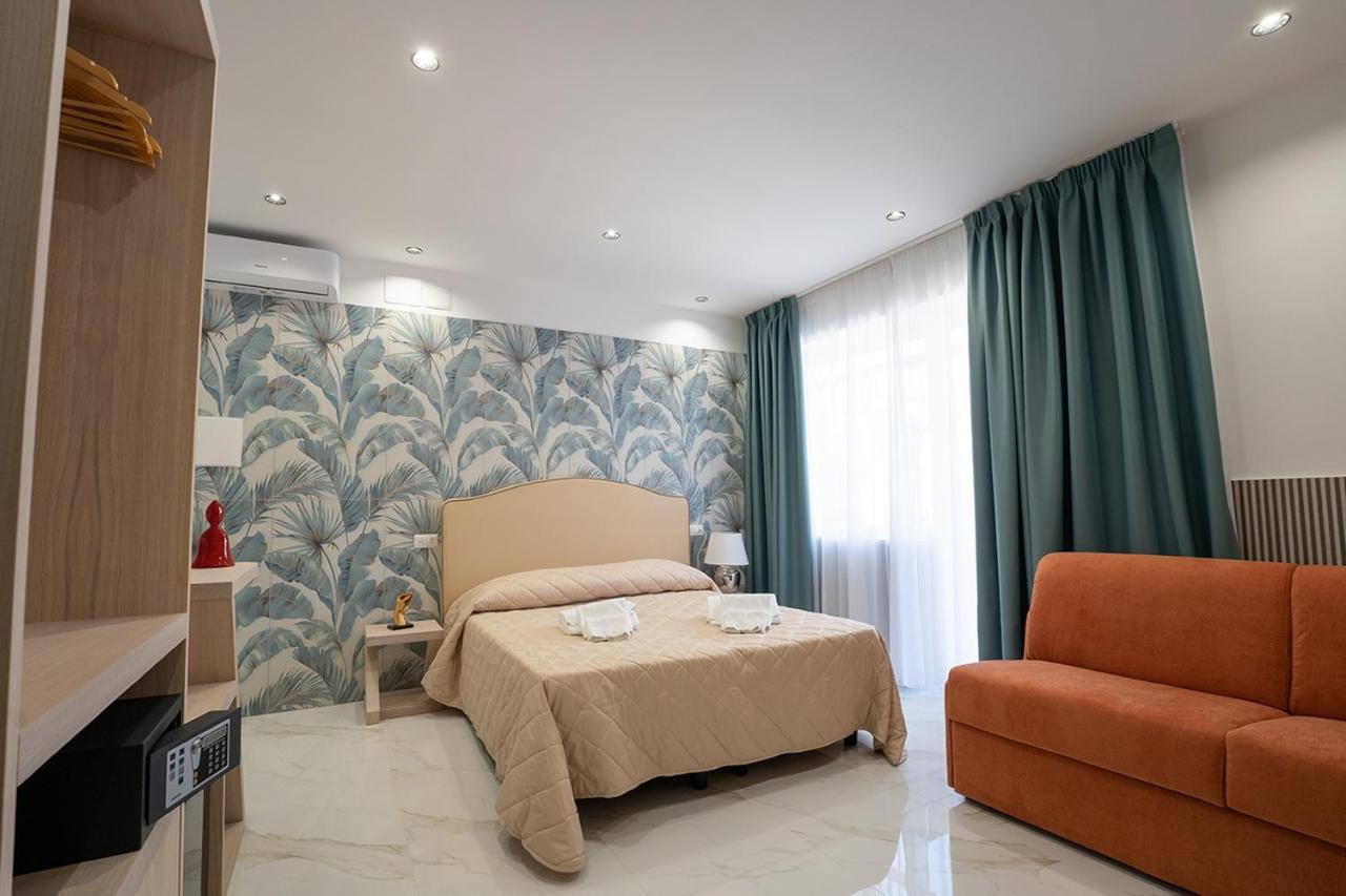 Pc Boutique H Centro, By Clapa Group